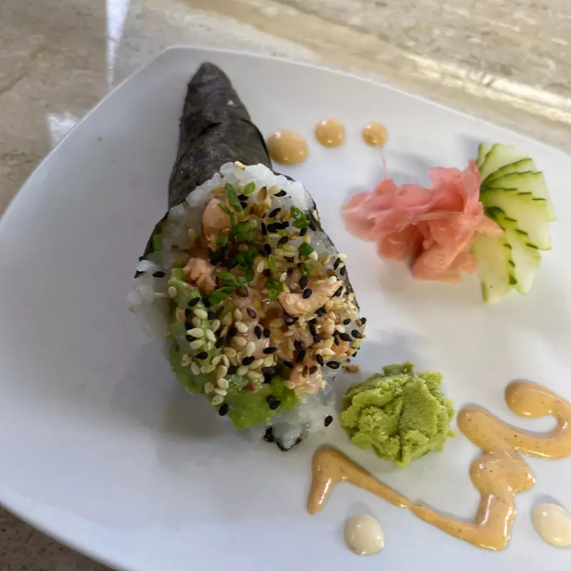 Temaki de Salmón